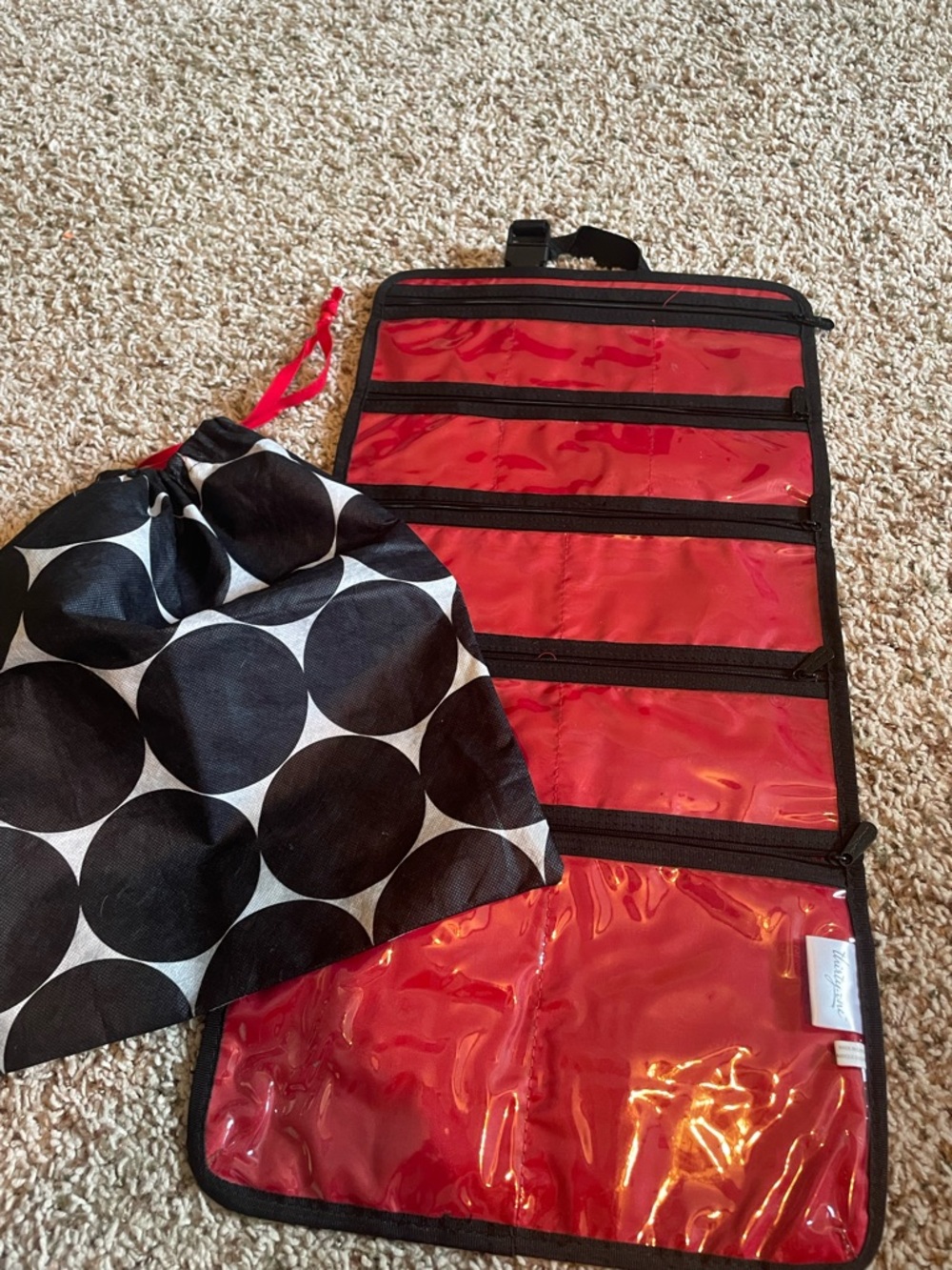 thirty-one black & white big dot hanging organizer travel bag & drawstring bag